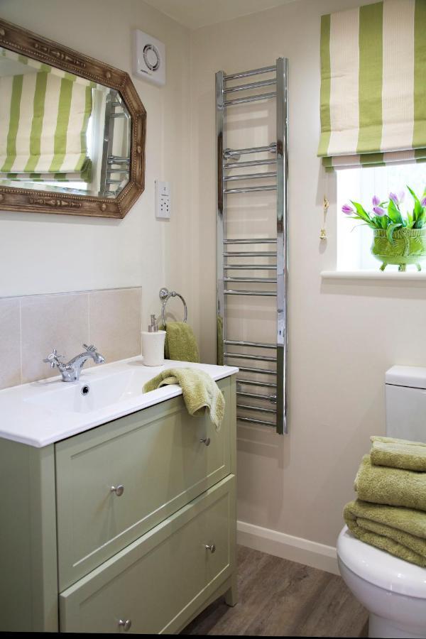 Bed and Breakfast The Coach House Rudgwick Экстерьер фото
