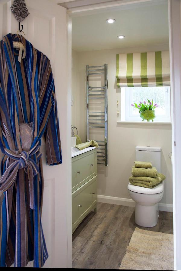 Bed and Breakfast The Coach House Rudgwick Экстерьер фото